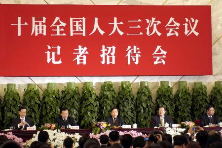 三岔居民委员会领导最新概览